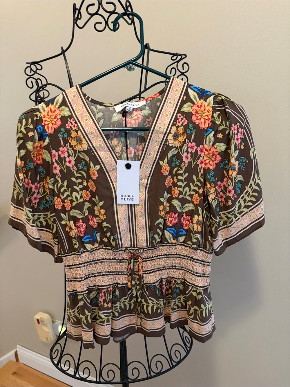 Rose & Olive Brown Floral V-Neck Smocked Peplum Blouse